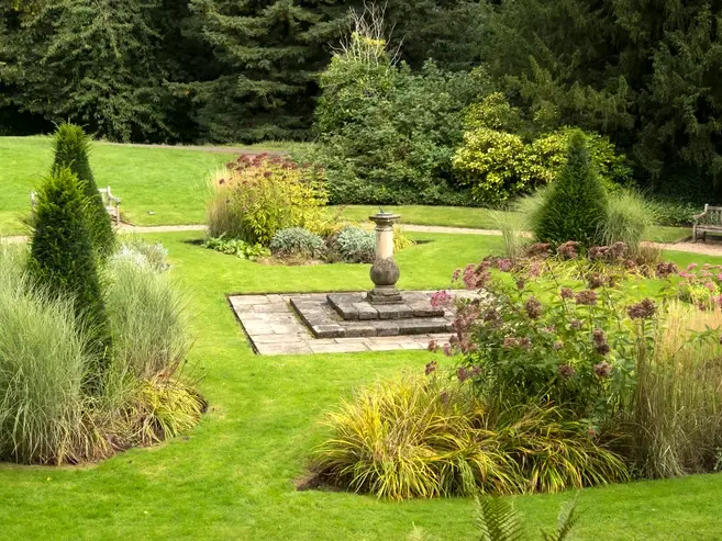 licensed landscape architect planning retaining wall and drainage design for a Renton Highlands home